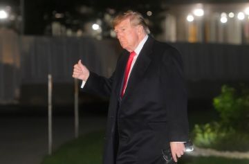 ترامب يتراجع عن تصريحاته ويشيد بـصمود الشعب الليبي بعد أزمة الدول القذرة ترامب يتراجع عن تصريحاته ويشيد بـصمود الشعب الليبي بعد أزمة الدول القذرة