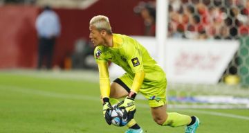 بعد تلقيه عروضا تركية وأمريكية.. مصدر مقرب من صلاح يكشف موقفه من الاتحاد السعودي