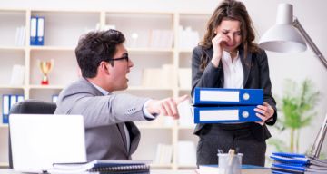 مؤخرة كرسي المكتب.. ظاهرة صحية تنتشر على تيك توك تصيب موظفي المكاتب! مؤخرة كرسي المكتب.. ظاهرة صحية تنتشر على تيك توك تصيب موظفي المكاتب!