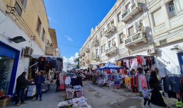 وسم لا لفرض الضرائب يتصدر المشهد والشارع الليبي يرفض المساس بلقمة العيش