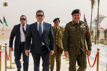 حراك مصري مكثف في ليبيا.. رئيس المخابرات يلتقي حفتر بعد زيارة رئيس الأركان بأيام حراك مصري مكثف في ليبيا.. رئيس المخابرات يلتقي حفتر بعد زيارة رئيس الأركان بأيام