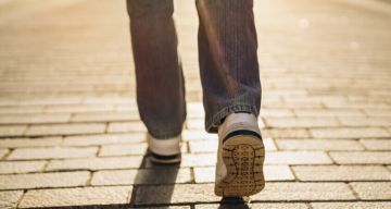 21 دولة عربية تعلن الجمعة أول أيام عيد الفطر وجزر القمر السبت