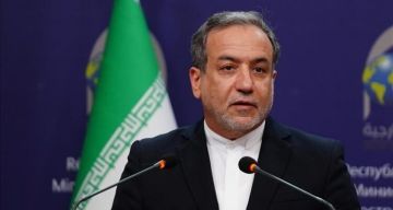 بوتين يوقع مرسوما بشأن عقد القمة الروسية الإفريقية الثالثة في موسكو بوتين يوقع مرسوما بشأن عقد القمة الروسية الإفريقية الثالثة في موسكو