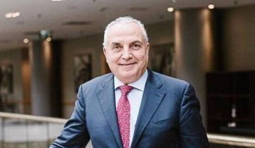 رجل أعمال ليبي يحذر من تداعيات المبادرة الأمريكية على الدينار الليبي