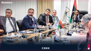 أبوزريبة يترأس اجتماعا موسعا للجنة الحصر الأمني للعمالة الوافدة أبوزريبة يترأس اجتماعا موسعا للجنة الحصر الأمني للعمالة الوافدة