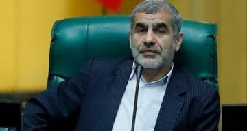 معاريف: إسرائيل تضغط على ترامب لشن عملية برية قبل مفاوضة إيران