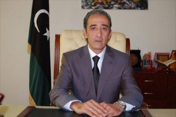 وزير الثقافة الليبي الأسبق: صفقة واشنطن قد تبقي ليبيا بلا انتخابات أو دستور لـ100 عام وزير الثقافة الليبي الأسبق: صفقة واشنطن قد تبقي ليبيا بلا انتخابات أو دستور لـ100 عام
