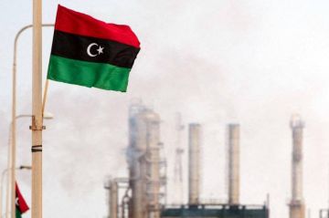 دولارات النفط وقود التهريب... كيف تخسر ليبيا 6.7 مليار سنويا؟ دولارات النفط وقود التهريب... كيف تخسر ليبيا 6.7 مليار سنويا؟