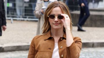 إيما واتسون تكشف سر الخاتم الألماسي الذي حير جمهورها