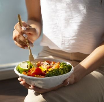 12 نوعا من الأطعمة المضادة للالتهاب عليك إدراجها في نظامك الغذائي