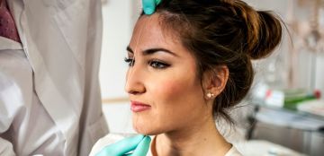 تعرفي على أنواع عمليات تجميل الأنف العريض!