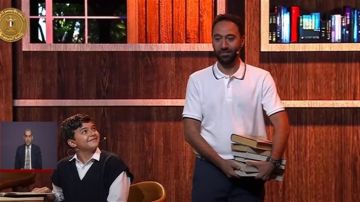 بعد غياب عامين ... محمد سلام يعود في احتفالية مصر وطن السلام أمام الرئيس عبد الفتاح ...