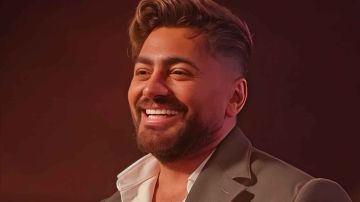 تامر حسني يفاجئ طفلة داخل مطعم.. شاهدوا ردة فعلها (فيديو) تامر حسني يفاجئ طفلة داخل مطعم.. شاهدوا ردة فعلها (فيديو)