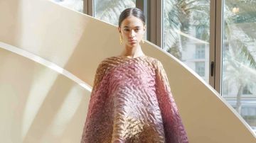 تصاميم مستقبلية تزين اليوم الثالث من أسبوع الأزياء في الرياض تصاميم مستقبلية تزين اليوم الثالث من أسبوع الأزياء في الرياض