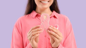 أطعمة تقلل مخاطر الإصابة بسرطان الثدي أطعمة تقلل مخاطر الإصابة بسرطان الثدي