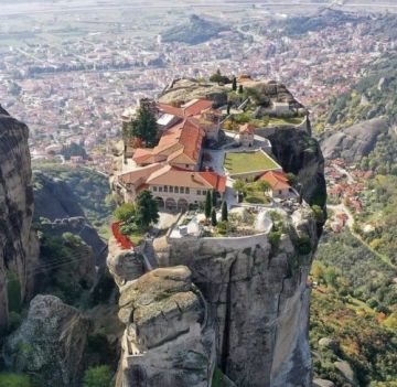 وجهات سفر مذهلة لمن تحب الأماكن الاستثنائية