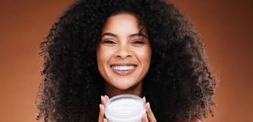 كريم للبشرة المختلطة: مكونات مثالية قد تفيدك! كريم للبشرة المختلطة: مكونات مثالية قد تفيدك!