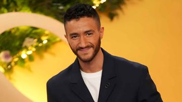 طرح البرومو الدعائي لفيلم كولونيا بطولة أحمد مالك