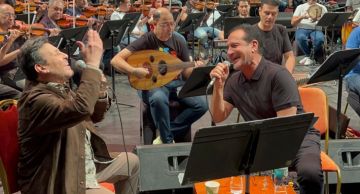 محمد ثروت وهاني شاكر يجتمعان على مسرح الأوبرا احتفالا بانتصارات أكتوبر بعد 40 عاما من دويتو بلدي 