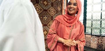 تعرفي على افضل قماش عبايه ما يحتاج كوي
