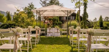 كوشات أعراس فخمه: كيفية اختيارها وأبرز النصائح! كوشات أعراس فخمه: كيفية اختيارها وأبرز النصائح!