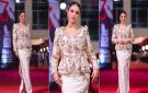 درة بفستان أنيق يبرز رشاقتها في حفل افتتاح مهرجان وهران الدولي للفيلم العربي