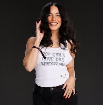 بطلة أشهر فيلم موسيقي في العالم ترزق بطفلها الثاني