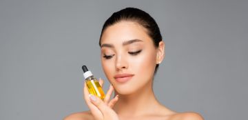 زيت الخروع للرموش: أهم فوائده التي قد تغفلين عنها!