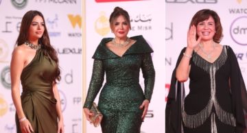 صابرين وإلهام شاهين وهنادي مهنا من بينهم ... النجوم يتألقون في عرض بنات الباشا بمهرجان القاهرة ...