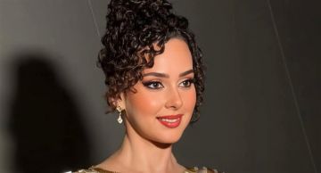 شيرين أحمد طارق مغنية افتتاح المتحف المصري الكبير ترد على شائعات دعمها للمثليين