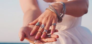 نصائح مهمة لكيفية العناية بخواتم فضة نسائية