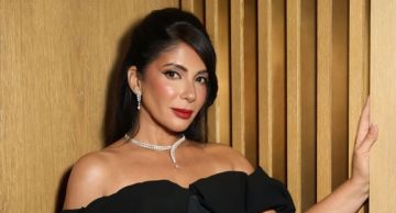 منى زكي: مش حابه أعمل تجميل وزميلة قالتلي لازم أشد وشي