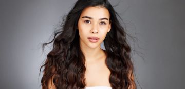 أبرز تسريحات ويفي لإطلالة ساحرة في المناسبات