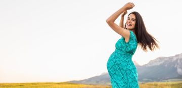 فساتين حامل ناعمه: 5 نصائح لتختاري الفستان المناسب!