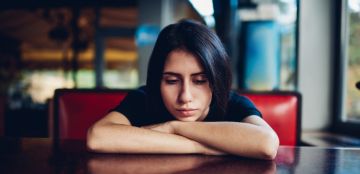 أعراض نقص هرمون الانوثة الاستروجين وأهم أسبابه