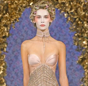 صيحات مكياج 2026 ألوان جريئة وكسر للقواعد