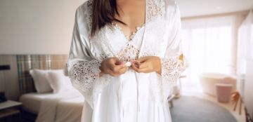 دليل شاكل لاختيار أبرز قميص نوم جذاب وعملي في الوقت ذاته