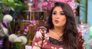 ياسمين عبد العزيز تمازح جمهور معكم منى الشاذلي : متتجوزوش خالص