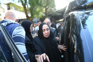 شيرين عن وفاة سمية الألفي: ست أصيلة كانت قاعدة تحت رجل طليقها فاروق الفيشاوي في مرضه