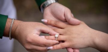 خطوبة المتزوجة في المنام: ماهي أهم الدلائل والتفسيرات؟