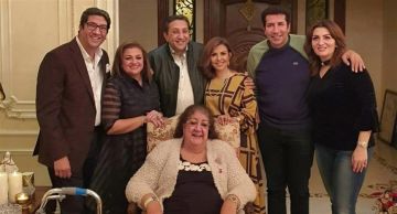 رحيل والدة الفنان هاني رمزي بعد صراع مع المرض ... تعرف على موعد ومكان الجنازة
