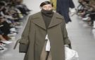كيف تعتمدين لون الكاكي هذا الشتاء؟