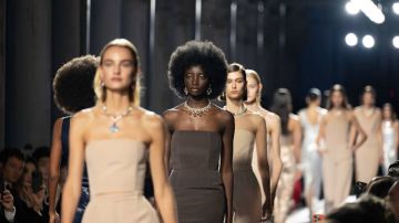 المجوهرات المنسوجة من الطبيعة.. فخامة لا حدود لها