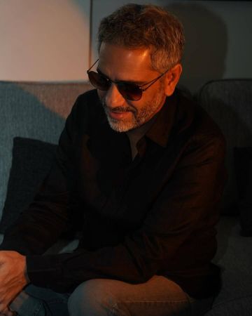 وثائقي يا غايب.. فضل شاكر يتحدث عن طفولته الصعبة في الميتم وقصة زواجه