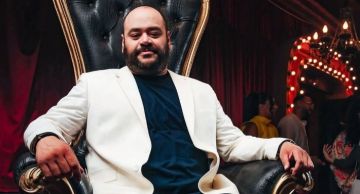 محمد ممدوح بعد فوزه بأفضل دور ثاني من جمعية الفيلم: أعجبتني حروب أهل الكهف وكان تجربة جديدة