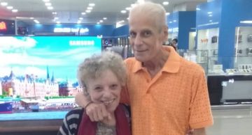 وفاة زوج الفنانة عارفة عبد الرسول المخرج مصطفى درويش