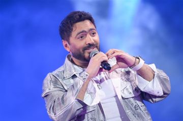 حادث في حفل تامر حسني يتسبب في إلغائه ... سقوط ستاند الإضاءة