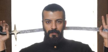 الفنان السعودي يعقوب الفرحان في قائمة المرشحين لجوائز النقاد للأفلام العربية في مهرجان كان 2025 الفنان السعودي يعقوب الفرحان في قائمة المرشحين لجوائز النقاد للأفلام العربية في مهرجان كان 2025