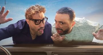 أحمد فهمي وأحمد السقا في لقطة كوميدية على بوستر أحمد وأحمد 