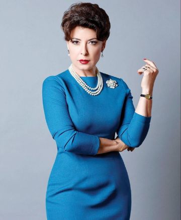 أنوشكا تتقدم ببلاغ ضد شخص ينتحل شخصيتها